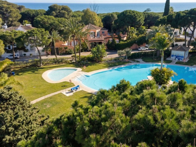 Villa avec 3 Chambres  à New Golden Mile