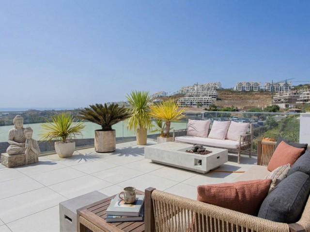 Penthouse avec 2 Chambres  à Mijas