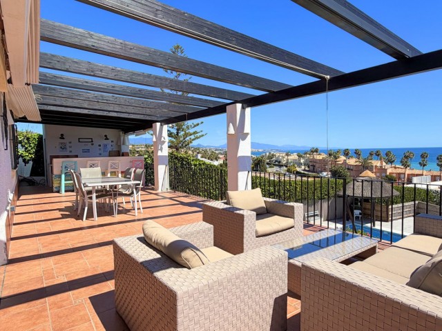 5 Soveroms Villa i Estepona