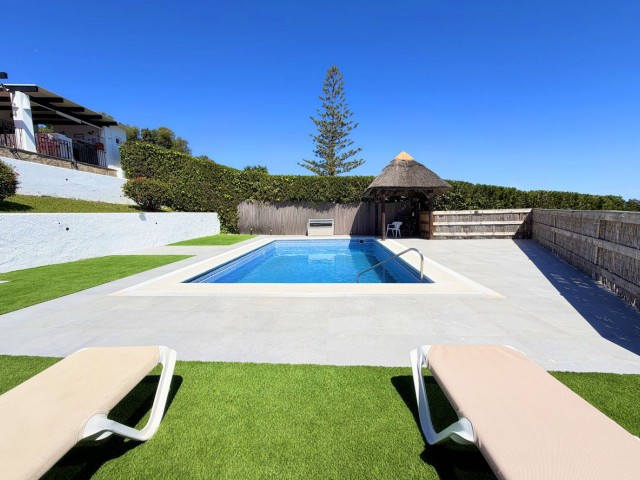 5 Soveroms Villa i Estepona