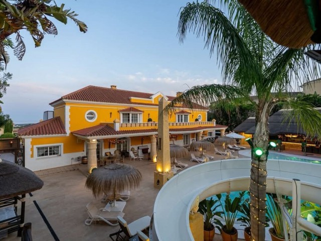 7 Makuuhuoneen Huvila Sotogrande Alto