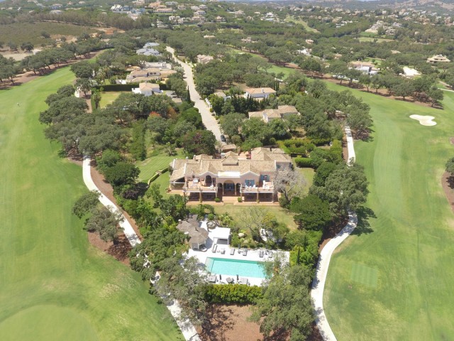 5 Schlafzimmer Villa in San Roque Club