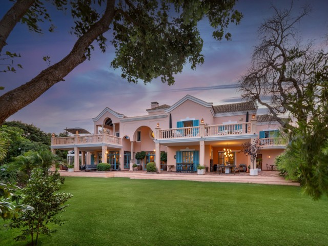 5 Schlafzimmer Villa in San Roque Club