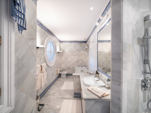 5 Schlafzimmer Villa in San Roque Club