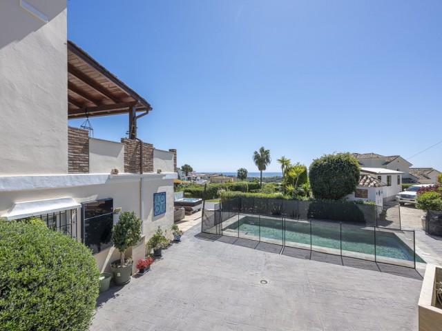 6 Schlafzimmer Villa in Estepona