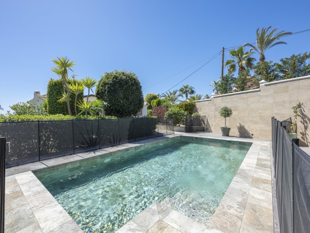 6 Schlafzimmer Villa in Estepona
