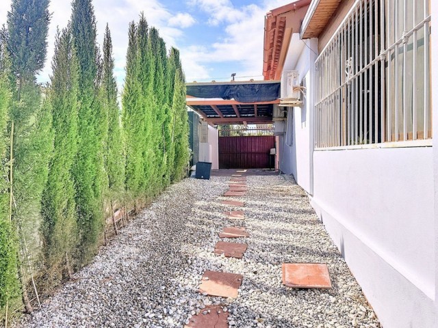 3 Schlafzimmer Villa in Estepona