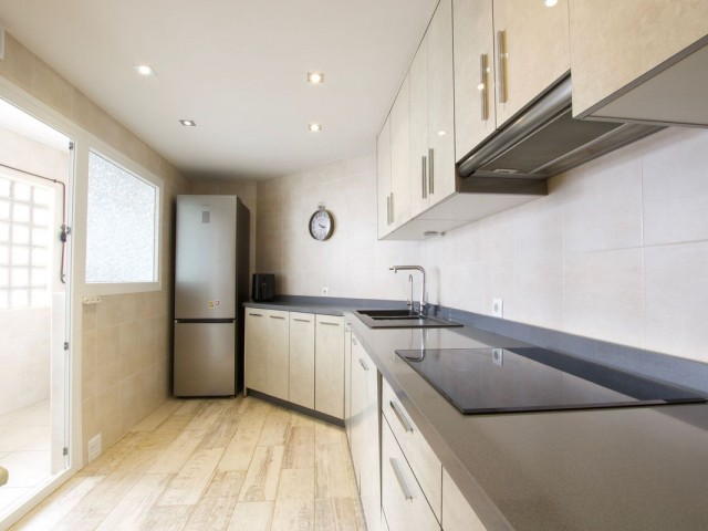 3 Bedrooms Apartment in Nueva Andalucía