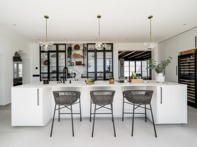 Villa avec 4 Chambres  à El Madroñal