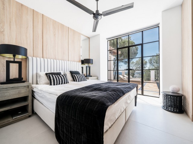Villa avec 4 Chambres  à El Madroñal