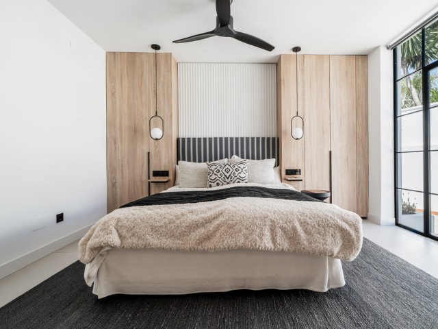 Villa avec 4 Chambres  à El Madroñal