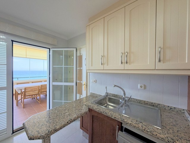 Appartement avec 3 Chambres  à La Duquesa