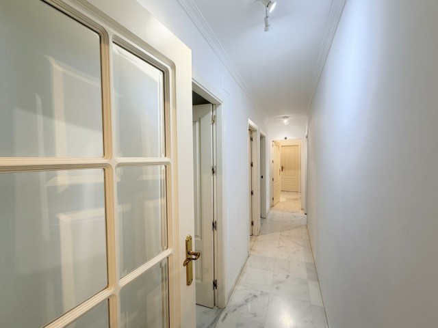 Appartement avec 3 Chambres  à La Duquesa