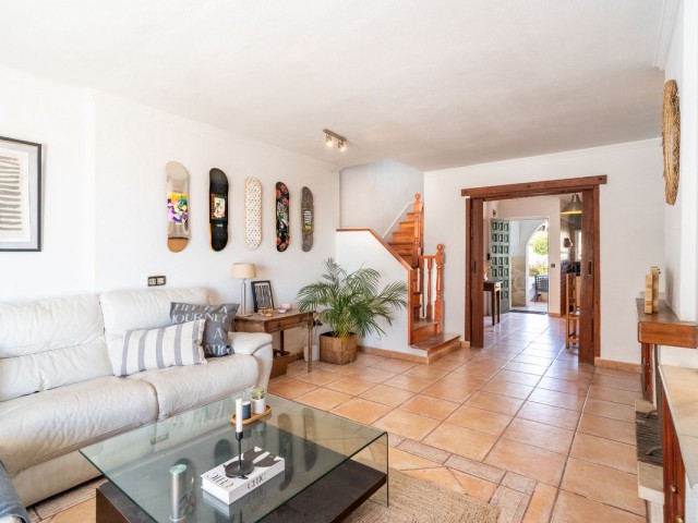 Villa, Mijas, R5347786