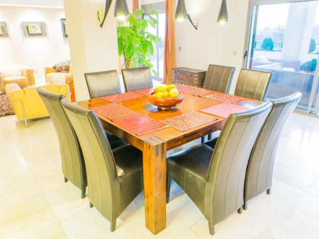4 Schlafzimmer Apartment in Benahavís
