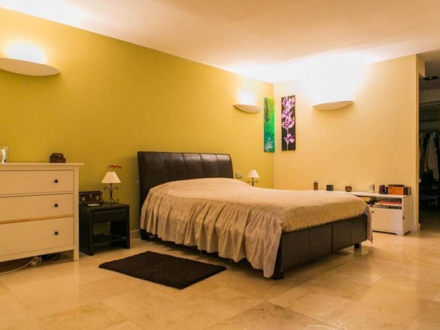 4 Schlafzimmer Apartment in Benahavís