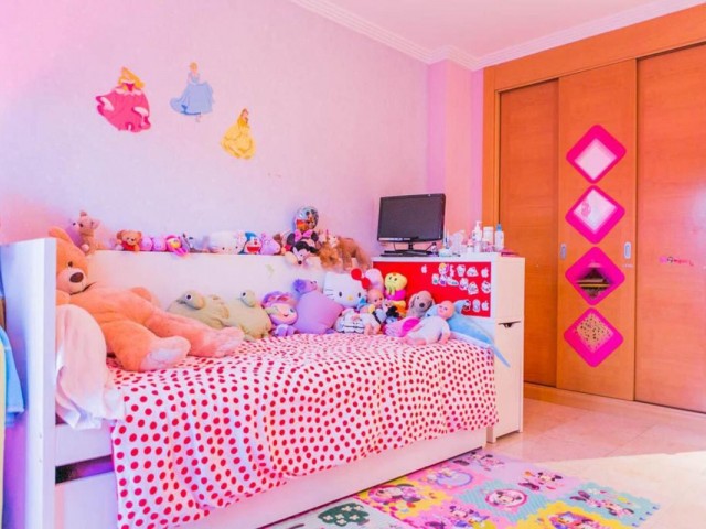 4 Schlafzimmer Apartment in Benahavís