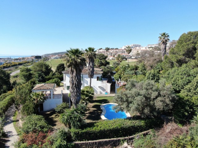 Villa, San Luis de Sabinillas, R5353336