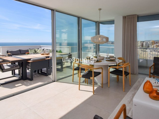 Penthouse avec 3 Chambres  à Fuengirola