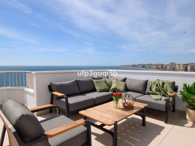 Penthouse avec 3 Chambres  à Fuengirola