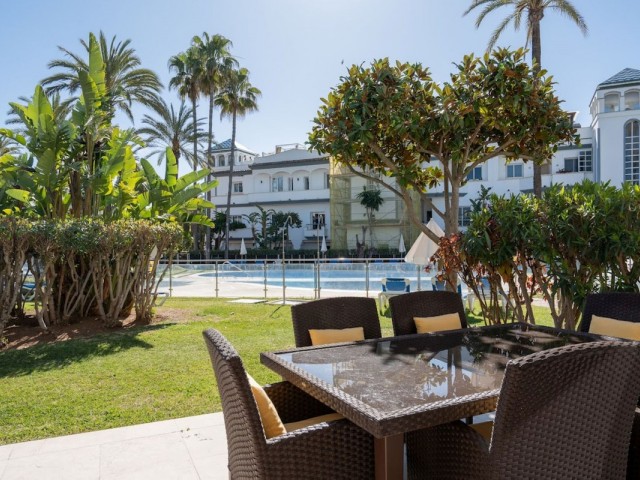 4 Bedrooms Townhouse in New Golden Mile