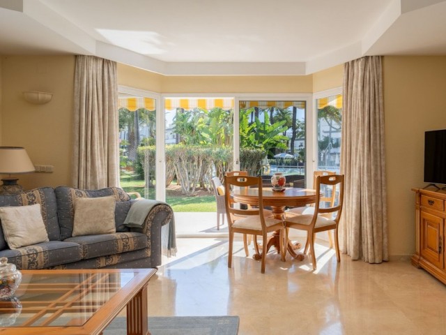 4 Bedrooms Townhouse in New Golden Mile