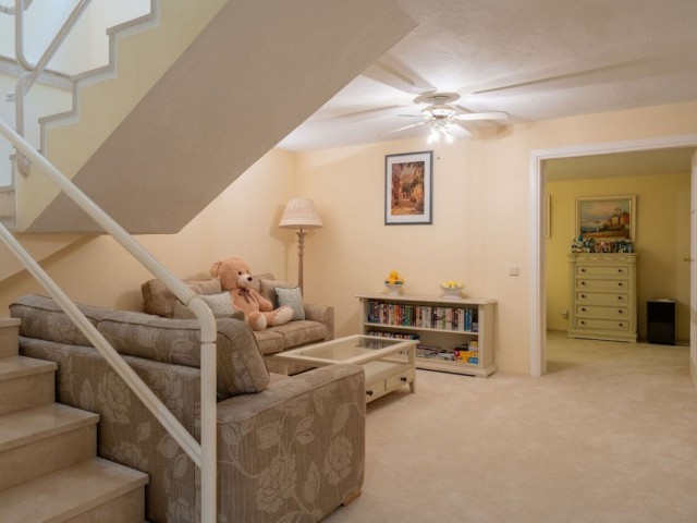 4 Bedrooms Townhouse in New Golden Mile