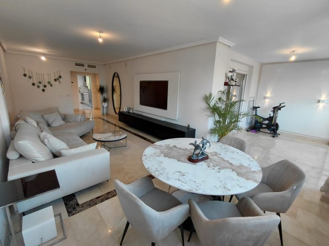 Apartment, Nagüeles, R5353675