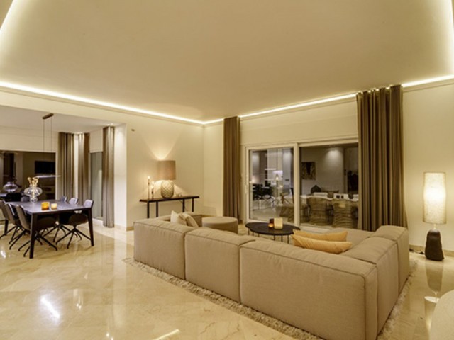 6 Schlafzimmer Villa in Nueva Andalucía