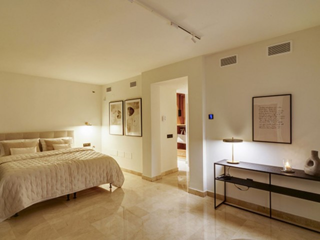6 Schlafzimmer Villa in Nueva Andalucía