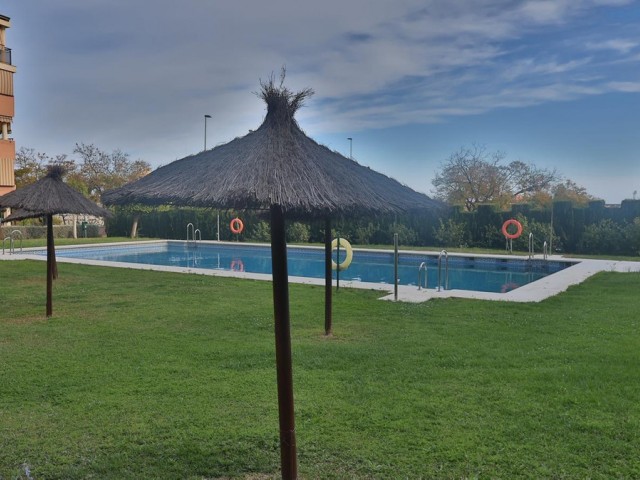 Apartamento con 3 Dormitorios  en Málaga