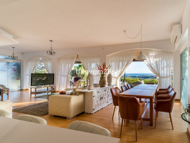 7 Soveroms Villa i Estepona