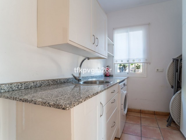 7 Soveroms Villa i Estepona