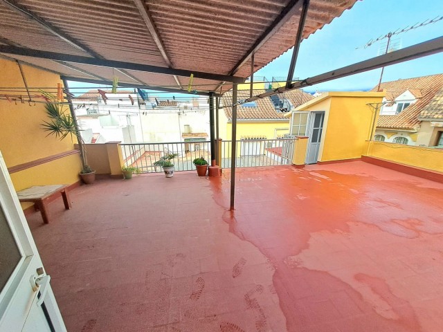 Appartement avec 4 Chambres  à Fuengirola