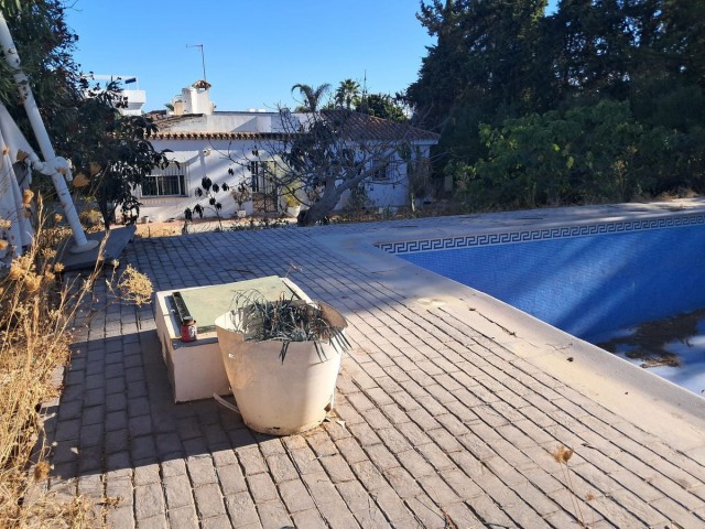 5 Schlafzimmer Villa in Estepona