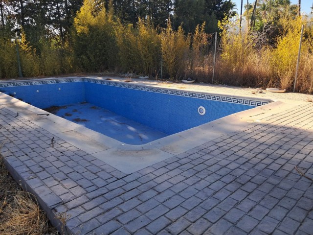 5 Schlafzimmer Villa in Estepona