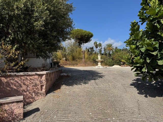 5 Schlafzimmer Villa in Estepona