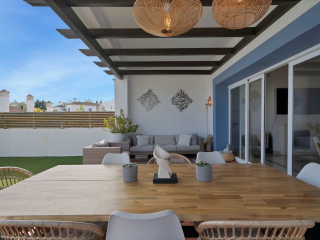 Apartment, El Paraiso, R5354896