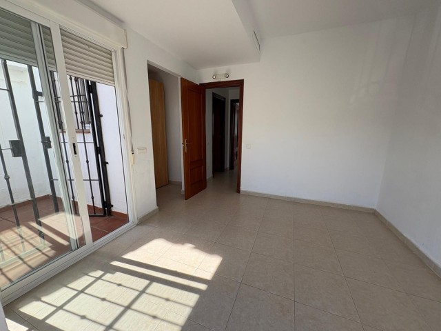 4 Bedrooms Townhouse in Estepona
