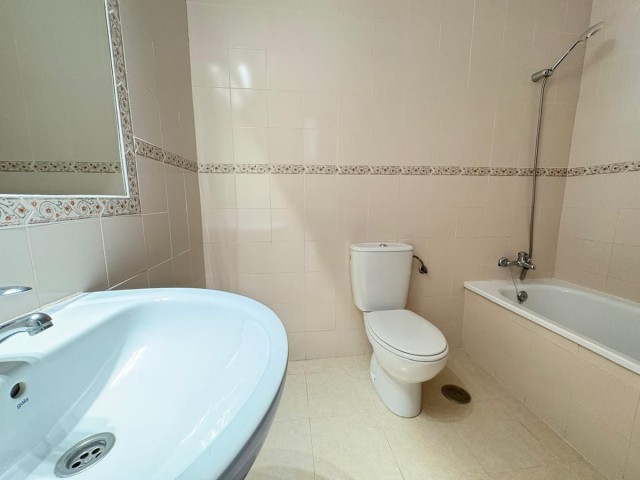 4 Bedrooms Townhouse in Estepona
