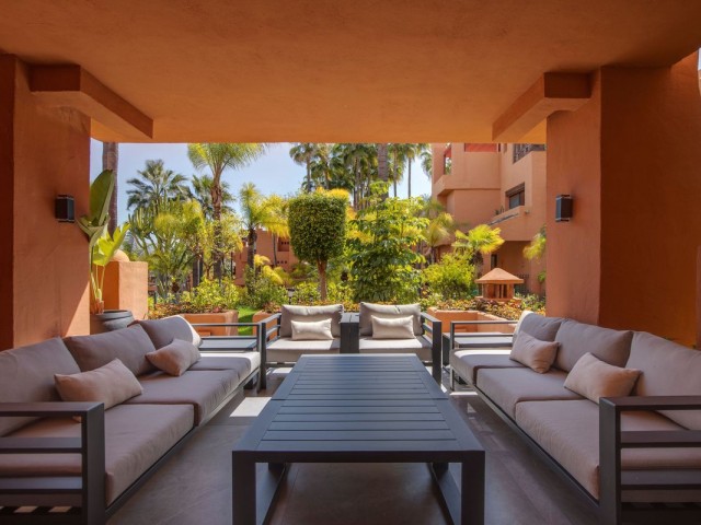 3 Bedrooms Apartment in Puerto Banús