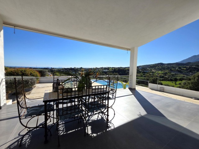 4 Schlafzimmer Villa in Estepona