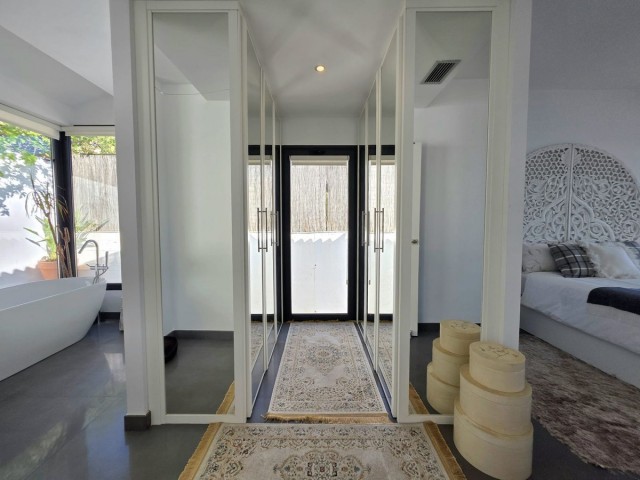 4 Schlafzimmer Villa in Estepona