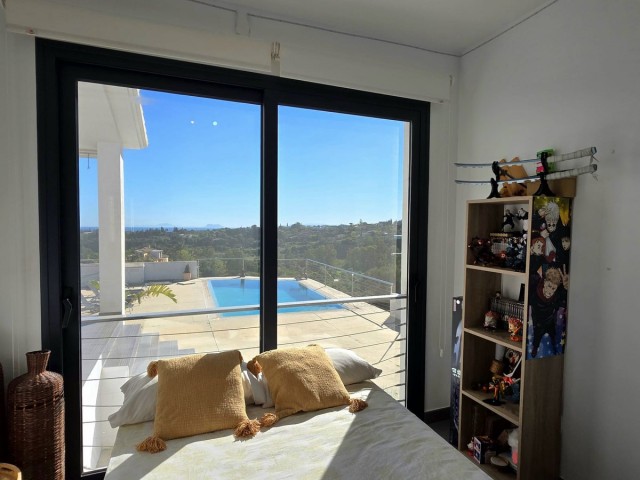 4 Schlafzimmer Villa in Estepona