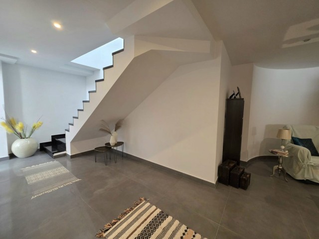 4 Schlafzimmer Villa in Estepona