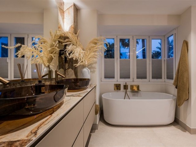 3 Bedrooms Apartment in Los Monteros