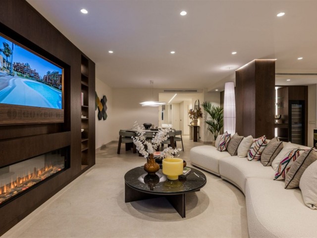 Huoneisto, Los Monteros, R4875970