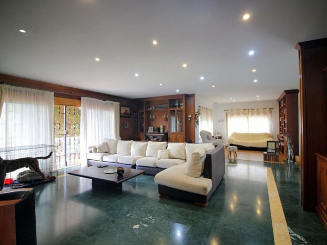 6 Bedrooms Villa in Benalmadena
