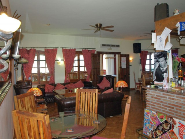 Commercial in Mijas