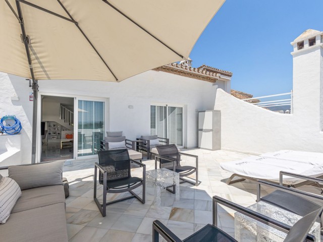 3 Bedrooms Townhouse in Nueva Andalucía